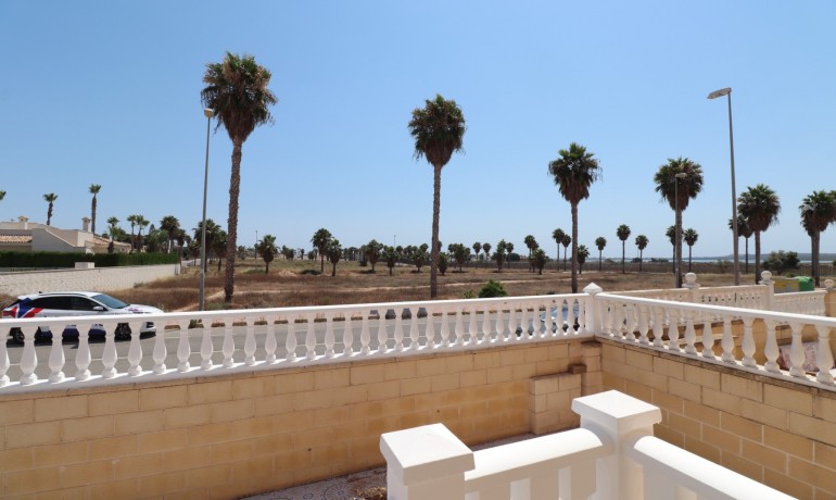 Venta - Casa -
Ciudad Quesada - Lo Marabu