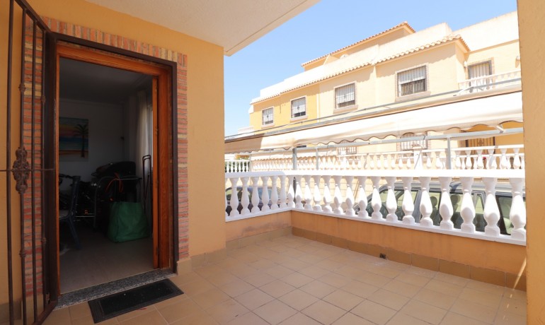 Venta - Casa -
Ciudad Quesada - Lo Marabu