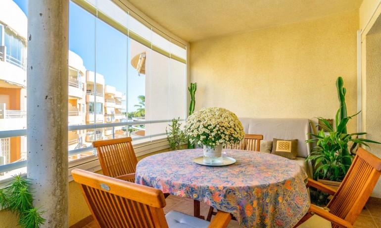Herverkoop - Appartement / Flat -
Orihuela Costa* - Campoamor