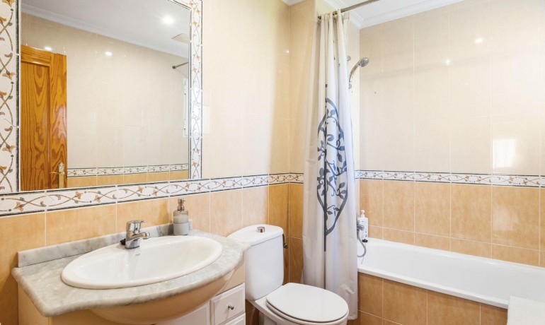 Herverkoop - Appartement / Flat -
Orihuela Costa* - Campoamor