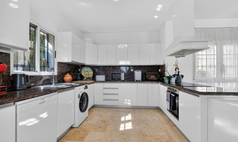 Herverkoop - Villa -
Orihuela Costa* - Las Ramblas