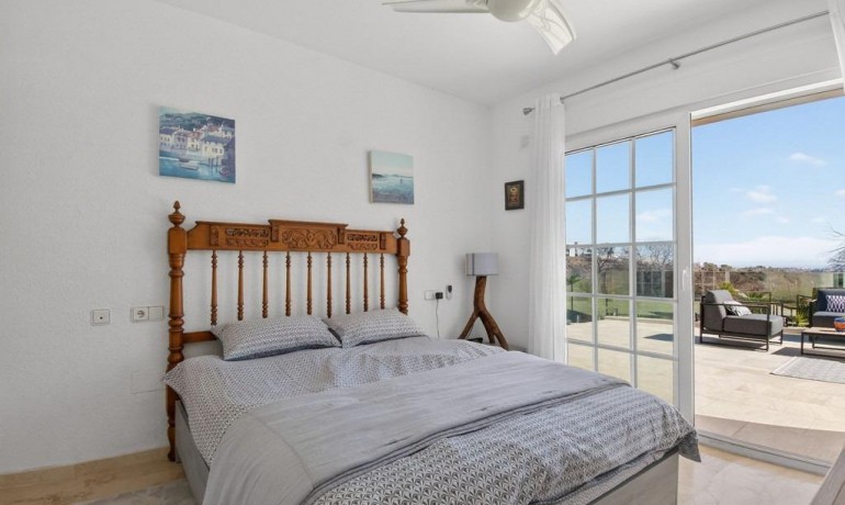 Herverkoop - Villa -
Orihuela Costa* - Las Ramblas