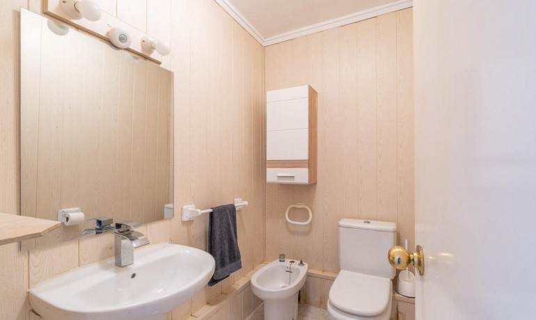 Revente - Appartement / Flat -
Torrevieja* - Rocio del mar