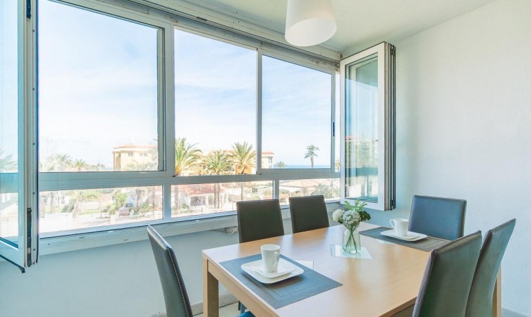 Revente - Appartement / Flat -
Torrevieja* - Rocio del mar
