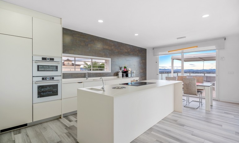 Sale - Villa -
Algorfa - Lomas de La Juliana