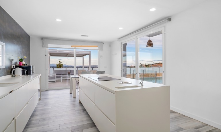 Sale - Villa -
Algorfa - Lomas de La Juliana