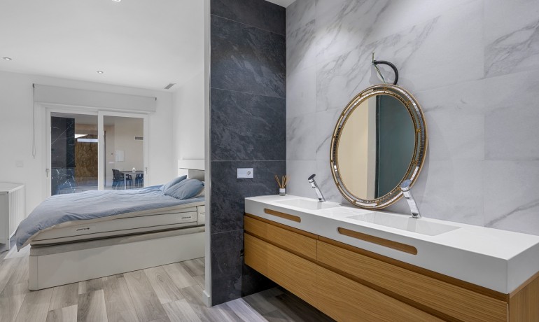 Sale - Villa -
Algorfa - Lomas de La Juliana