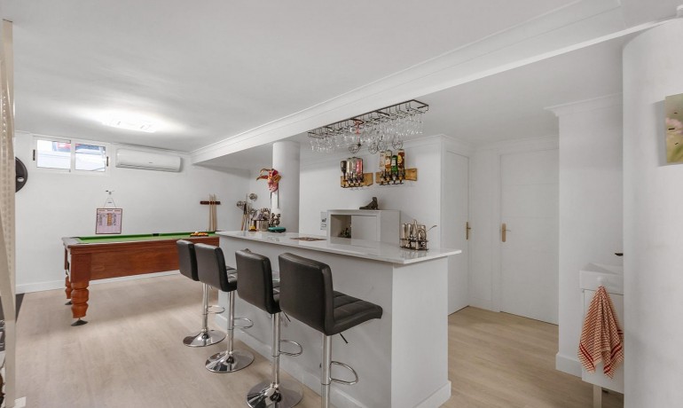 Revente - Villa -
Guardamar del Segura* - Urbanizaciones