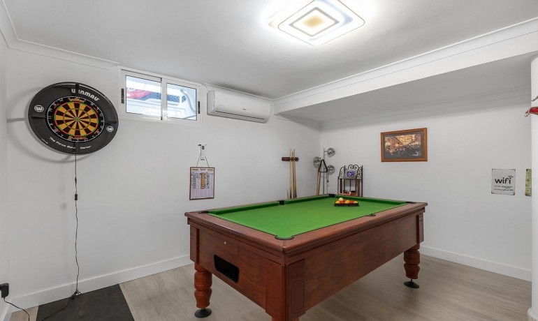 Revente - Villa -
Guardamar del Segura* - Urbanizaciones