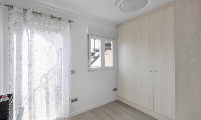 Revente - Villa -
Guardamar del Segura* - Urbanizaciones