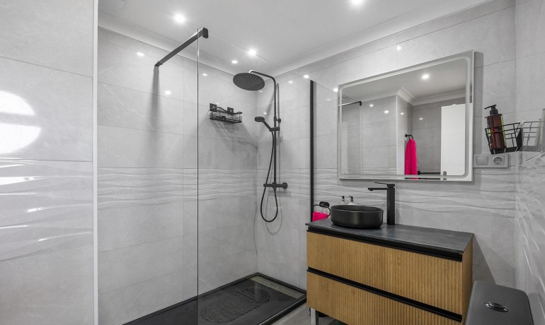 Revente - Villa -
Guardamar del Segura* - Urbanizaciones