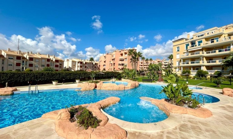 Sale - Apartment / Flat -
Orihuela Costa* - Aguamarina