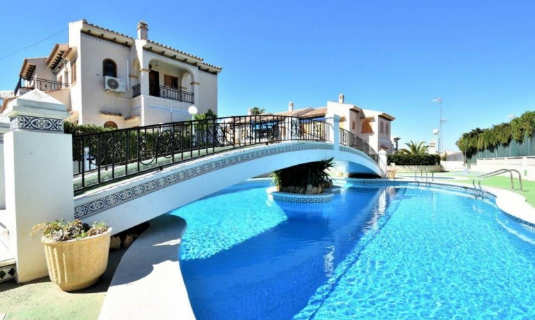 Herverkoop - Appartement / Flat -
Torrevieja* - La Mata