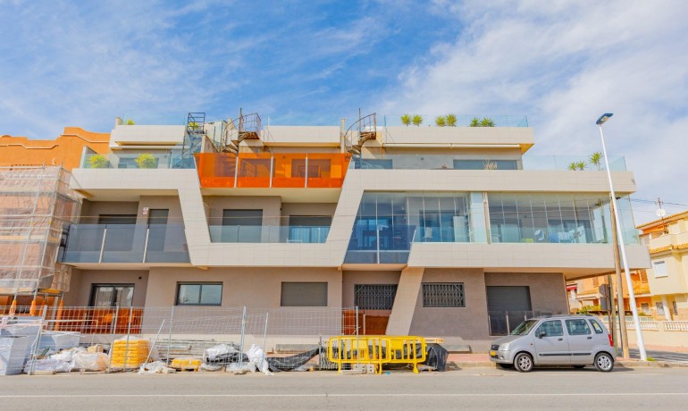 Revente - Appartement / Flat -
Torrevieja* - Los Frutales