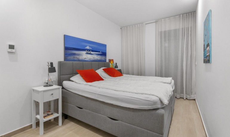 Revente - Appartement / Flat -
Torrevieja* - Los Frutales