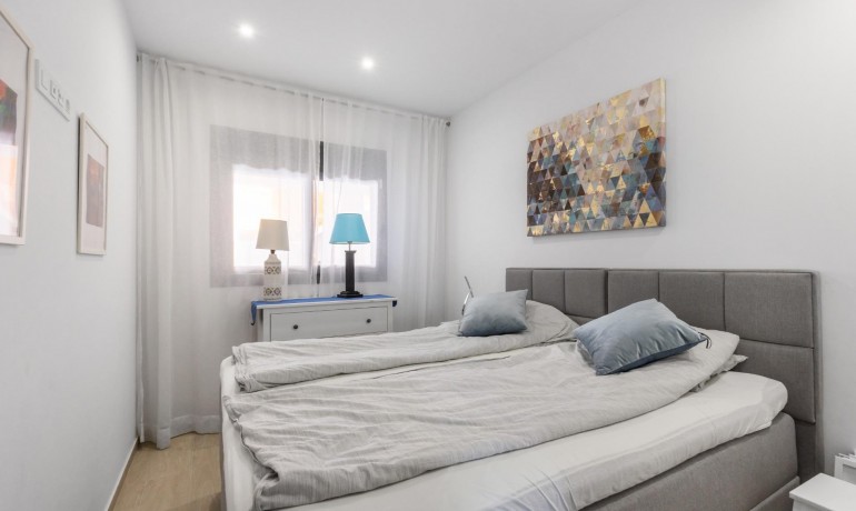 Revente - Appartement / Flat -
Torrevieja* - Los Frutales