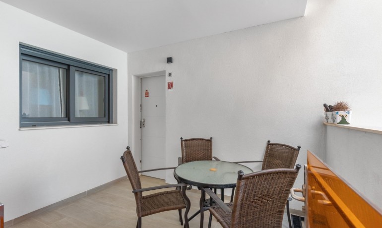 Revente - Appartement / Flat -
Torrevieja* - Los Frutales