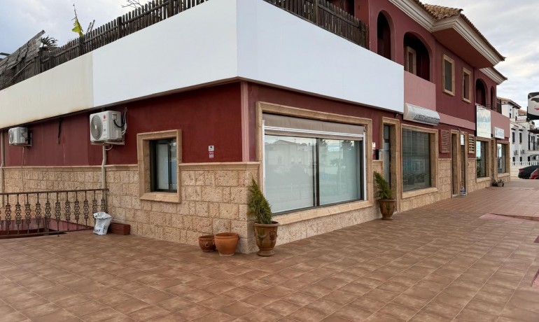 Venta - Comercial -
Orihuela Costa - La Zenia