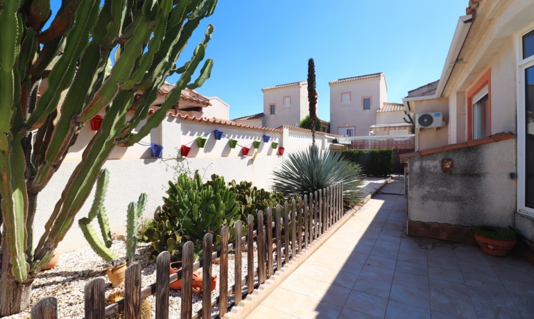 Revente - Villa -
Ciudad Quesada - Atalayas