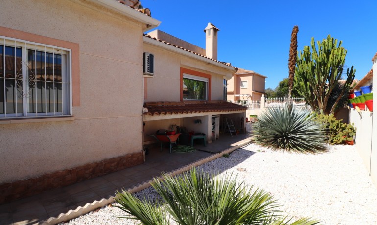 Revente - Villa -
Ciudad Quesada - Atalayas