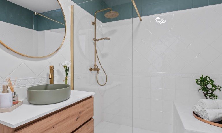 Herverkoop - Huis -
Orihuela Costa* - La Florida*