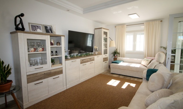 Venta - Villa -
San Miguel de Salinas - San Miguel de Salinas Alicante