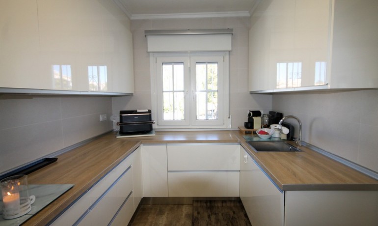 Venta - Villa -
San Miguel de Salinas - San Miguel de Salinas Alicante