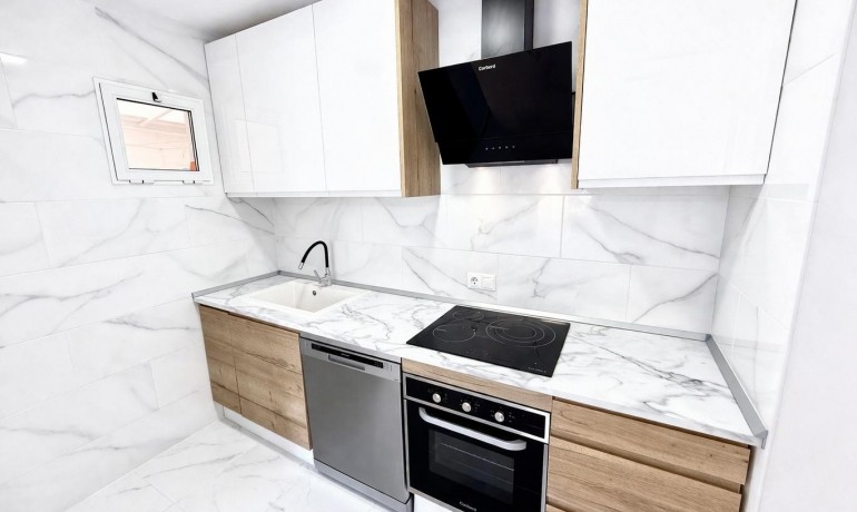 Revente - Appartement / Flat -
Torrevieja* - Parque de las Naciones