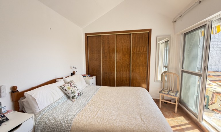 Sale - Apartment / Flat -
La Zenia