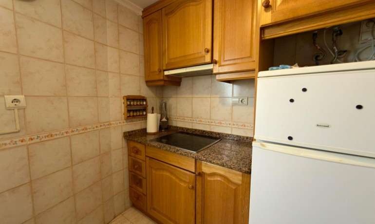 Sale - Apartment / Flat -
Torrevieja - Torrevieja - Centre