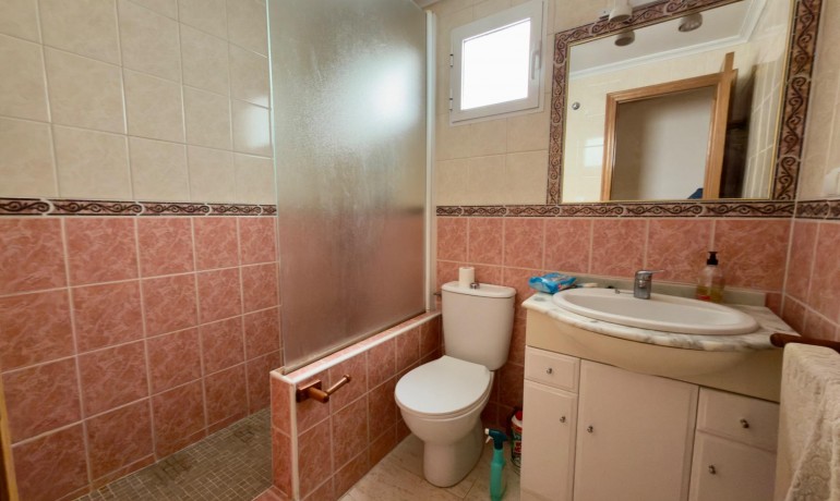 Sale - Apartment / Flat -
Torrevieja - Torrevieja - Centre