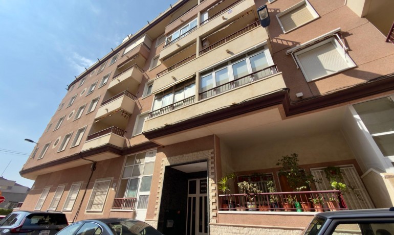 Sale - Apartment / Flat -
Torrevieja - Torrevieja - Centre
