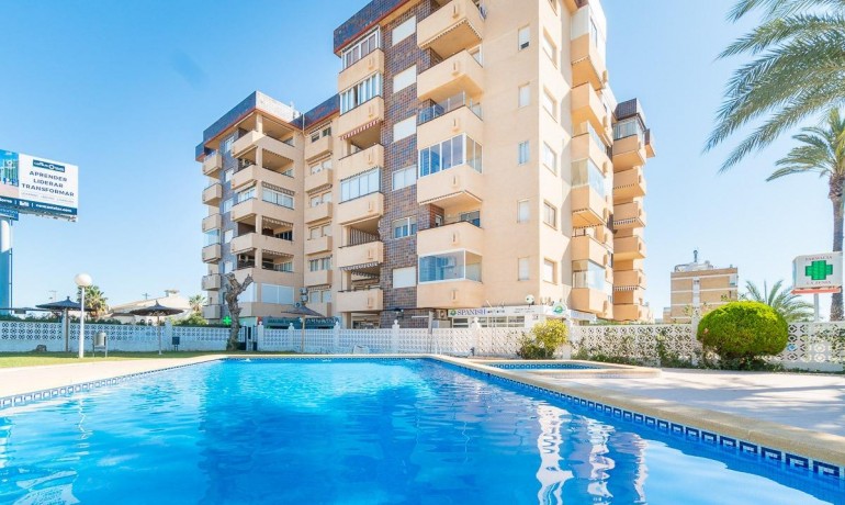 Sale - Apartment / Flat -
Orihuela Costa* - La Zenia