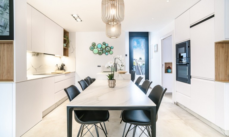 Venta - Apartamento / piso -
LO PAGÁN