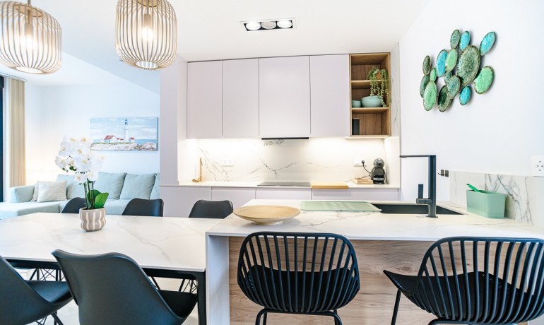 Venta - Apartamento / piso -
LO PAGÁN