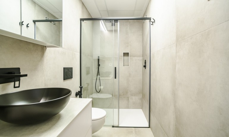 Venta - Apartamento / piso -
LO PAGÁN