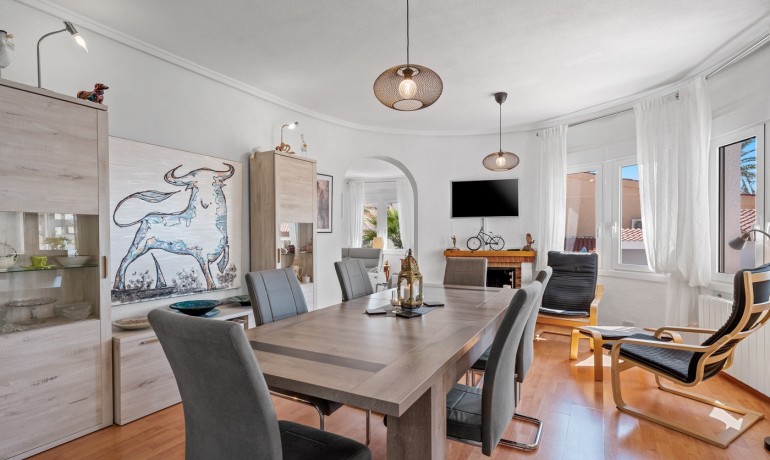 Venta - Villa -
Ciudad Quesada - Rojales