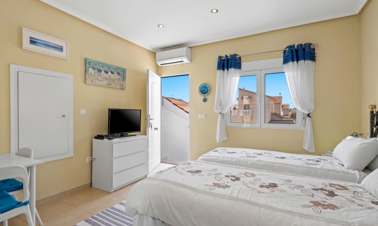 Venta - Villa -
Ciudad Quesada - Rojales