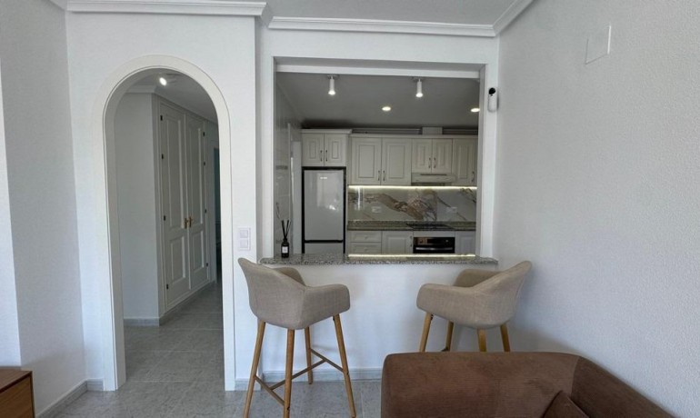 Revente - Appartement / Flat -
Orihuela Costa* - Las Filipinas