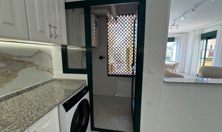 Revente - Appartement / Flat -
Orihuela Costa* - Las Filipinas