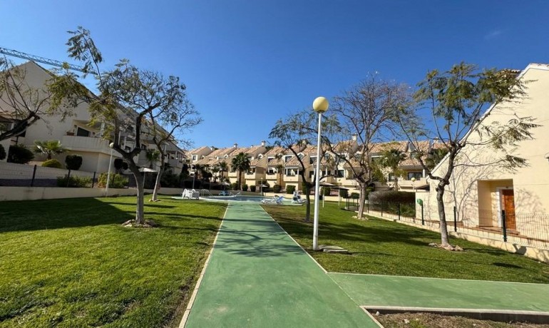 Revente - Appartement / Flat -
Orihuela Costa* - Las Filipinas