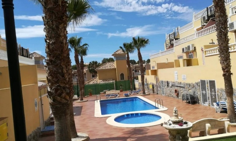 Revente - Appartement / Flat -
Orihuela Costa* - Villamartín-Las Filipinas
