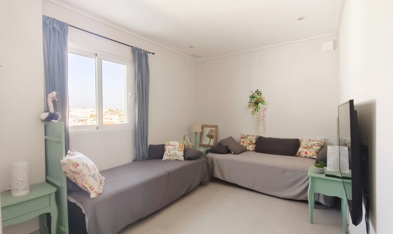 Venta - Apartamento / piso -
Los Altos - Torrevieja