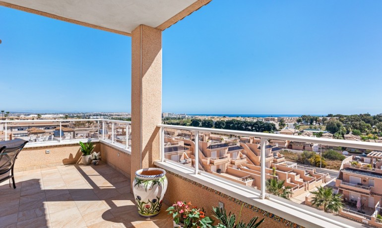 Venta - Apartamento / piso -
Los Altos - Torrevieja