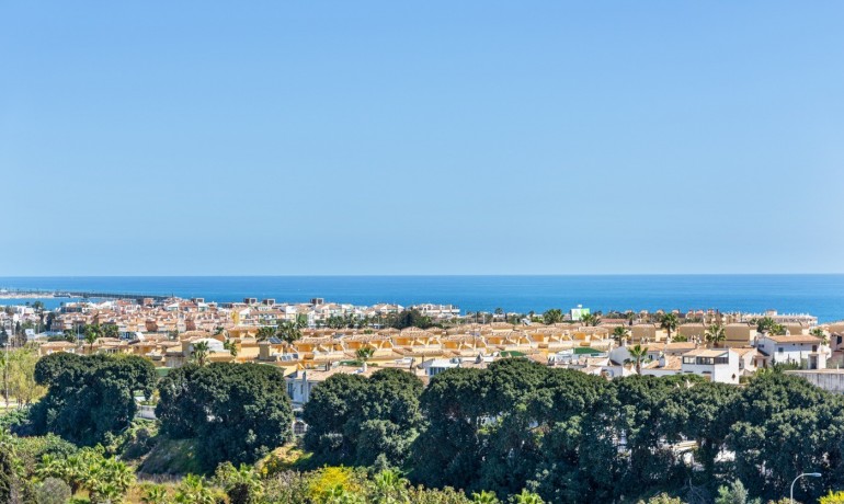 Venta - Apartamento / piso -
Los Altos - Torrevieja