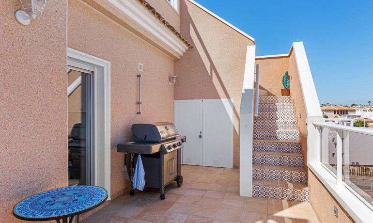 Venta - Apartamento / piso -
Los Altos - Torrevieja