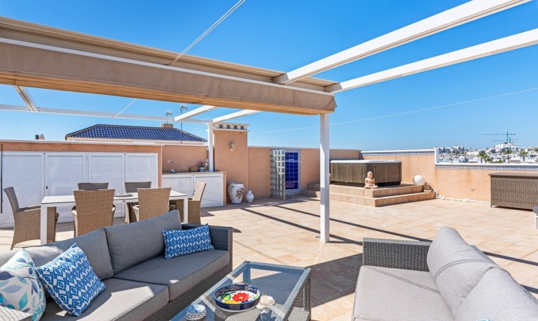 Venta - Apartamento / piso -
Los Altos - Torrevieja