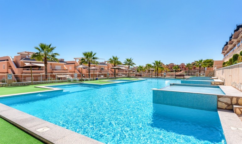 Venta - Apartamento / piso -
Los Altos - Torrevieja