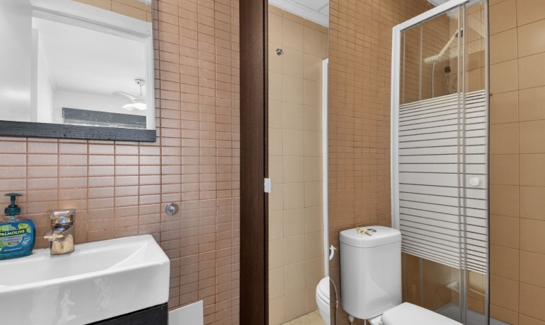 Venta - Apartamento / piso -
Guardamar - CENTRO