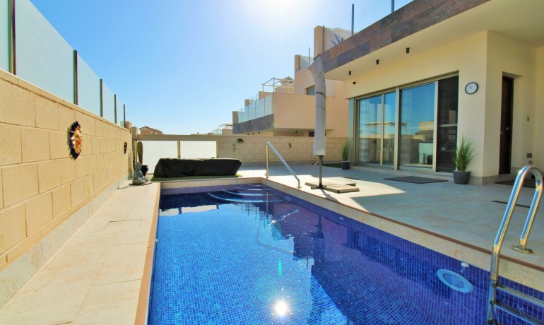 Venta - Villa -
Villamartin